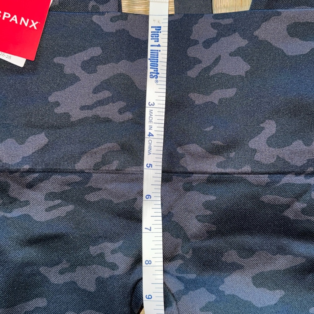 NWT SPANX LEGGINGS - Picture 5 of 5